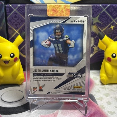 2023 PANINI PHOENIX RISING ROOKIE MATERIAL SIGNATURES RMSJSN JAXON SMITH-NJIGBA